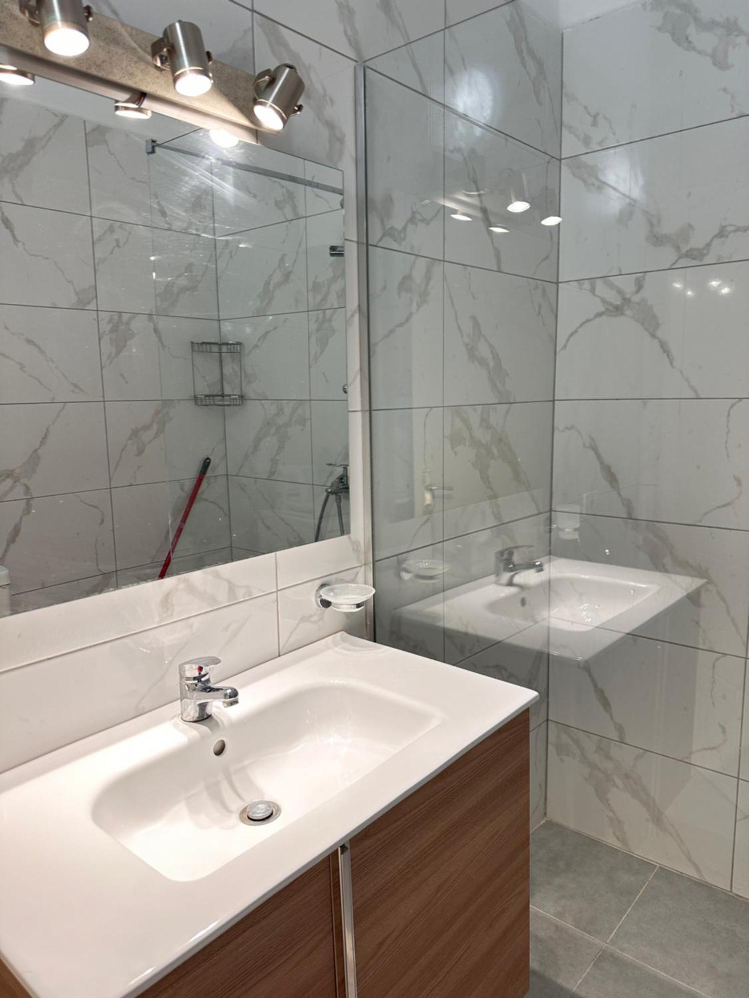 The Hill Sea View Apartment Sarandë Eksteriør bilde
